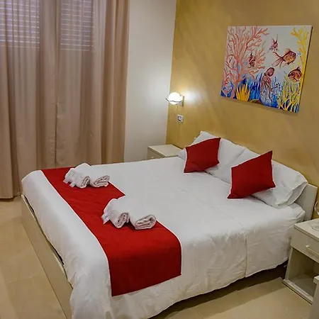 Oda ve Kahvaltı Corallo Rosso 3*