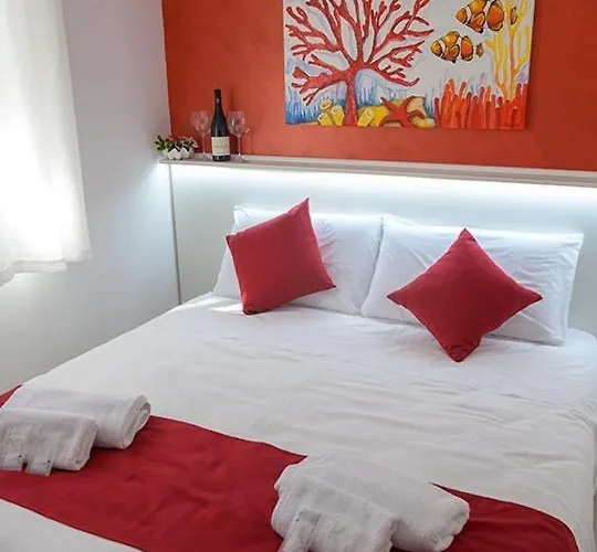 Corallo Rosso Bed & Breakfast 3*